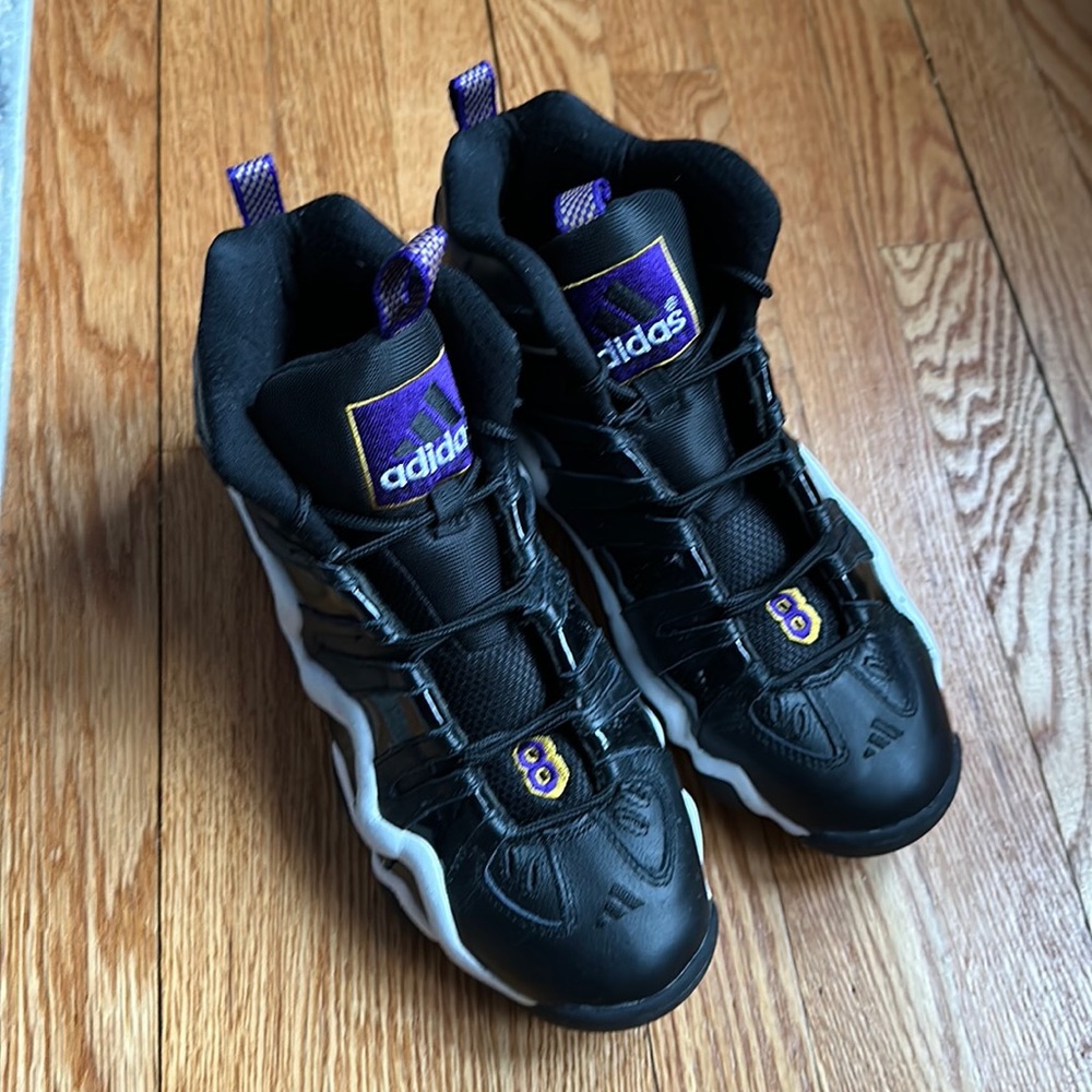 Kobe Crazy 8